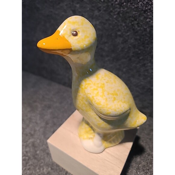 Vintage Treasure Craft Yellow Speckled Pottery Ducks Salt & Pepper Shakers Duck - Picture 6 of 10